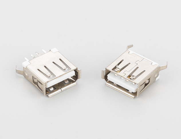 USB AF 180° DIP H=13.1